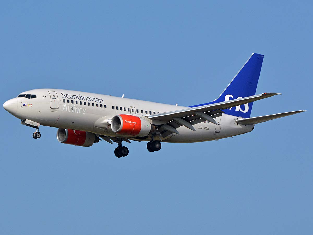 LN-RRM (28314) 1999 Boeing 737-783
