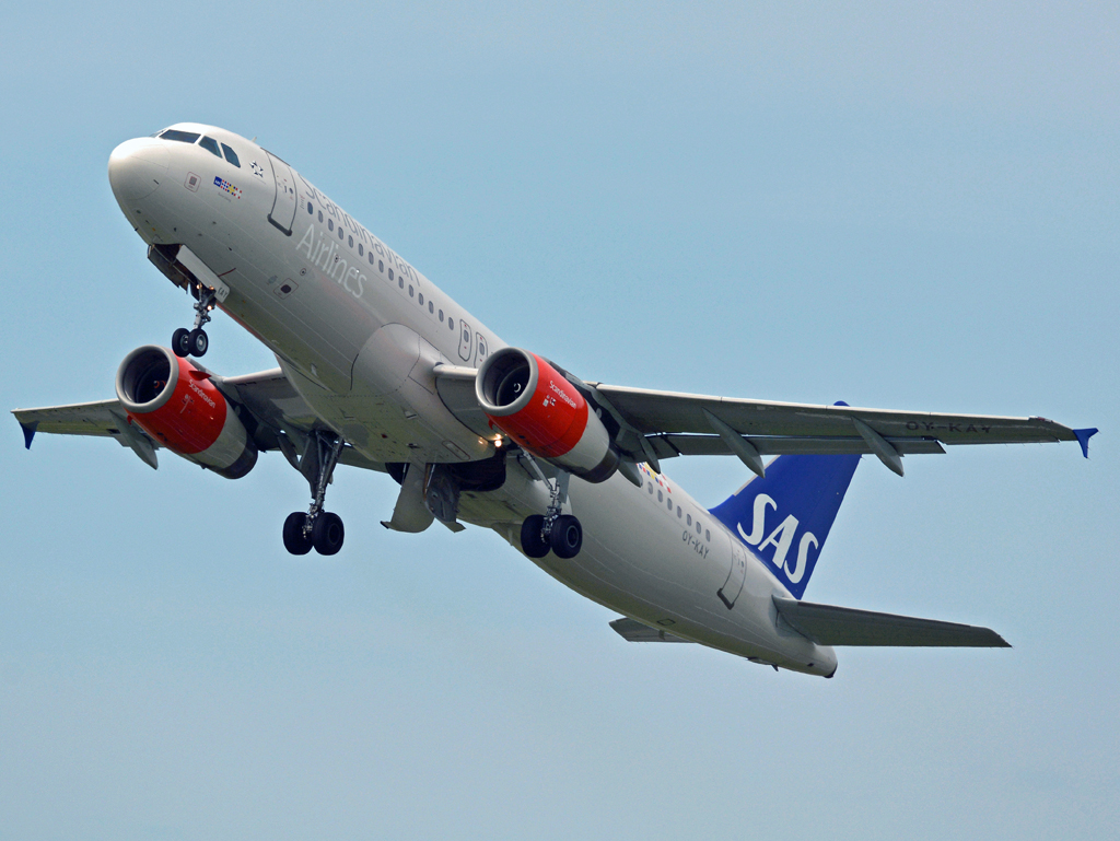 OY-KAY (cn 2856) Airbus A320-232