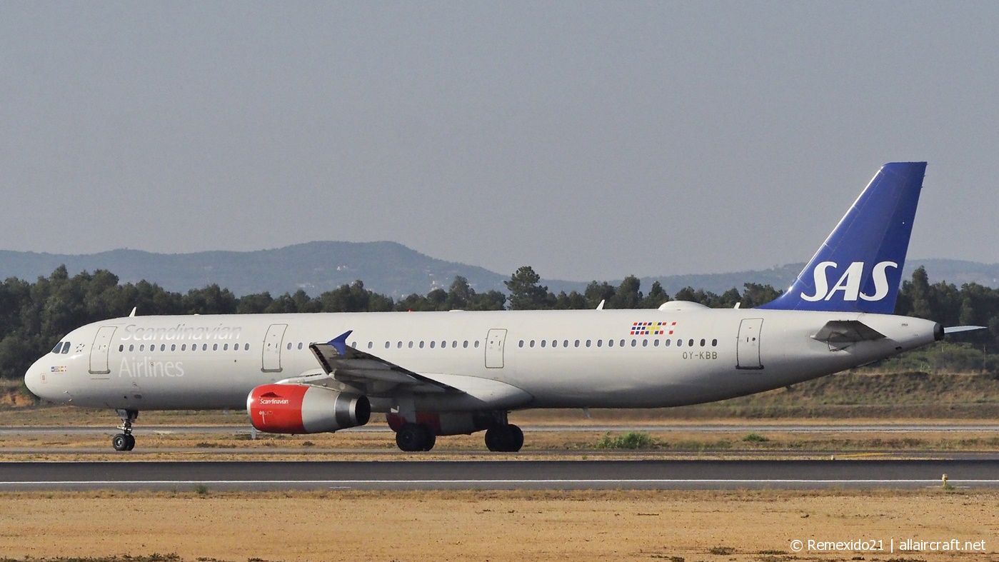 OY-KBB (1642) 2001 Airbus A321-232