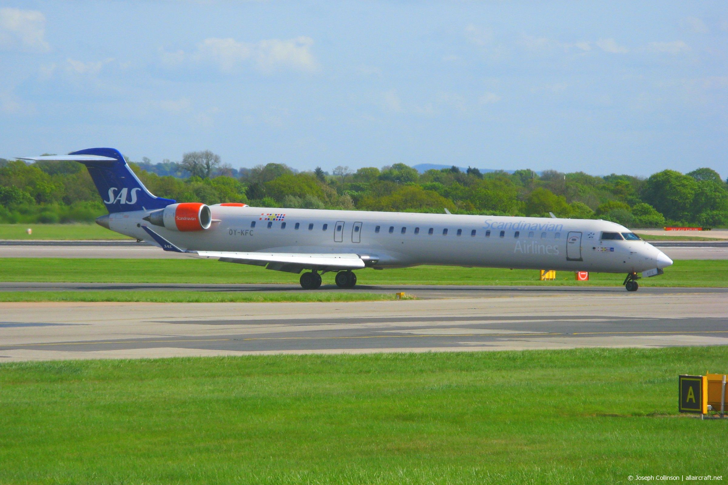 OY-KFC (cn 15218) Bombardier CRJ-900