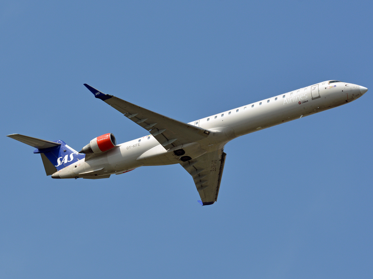 OY-KFE (15224) 2009 Bombardier CRJ-900 LR