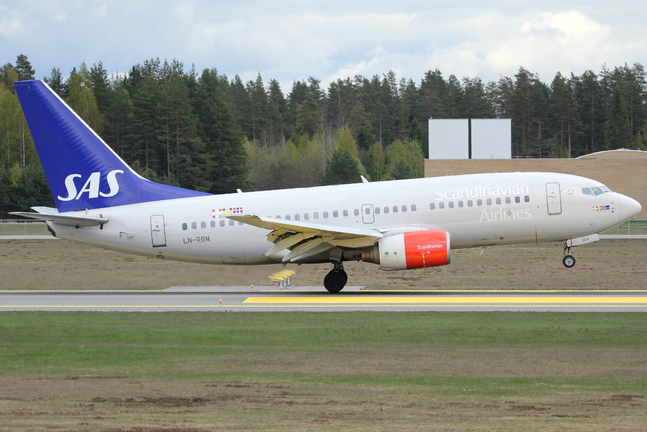LN-RRM (28314) 1999 Boeing 737-783