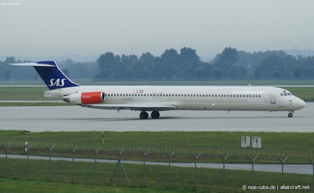 LN-ROM (cn 53008) McDonnell Douglas MD-81