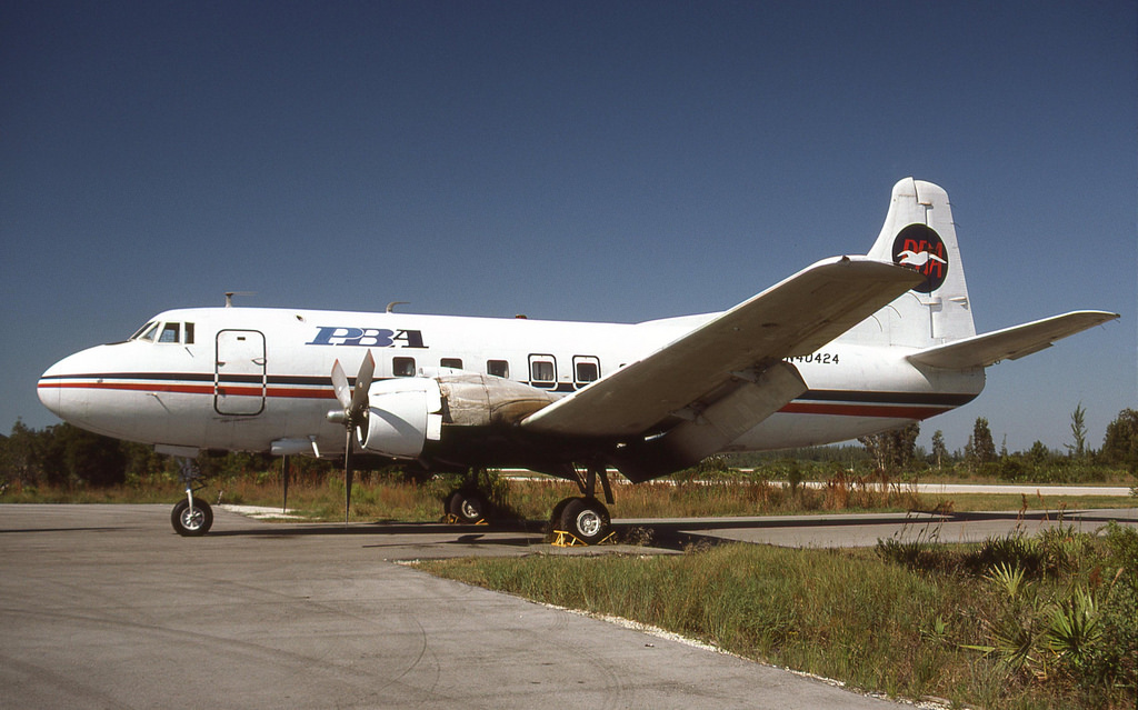 N40424 (14130) 1952 Martin 404
