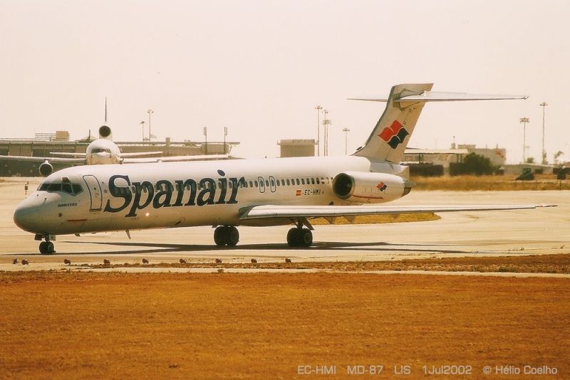 EC-HMI · McDonnell Douglas MD-87 (DC-9-87) · (LIS / LPPT)