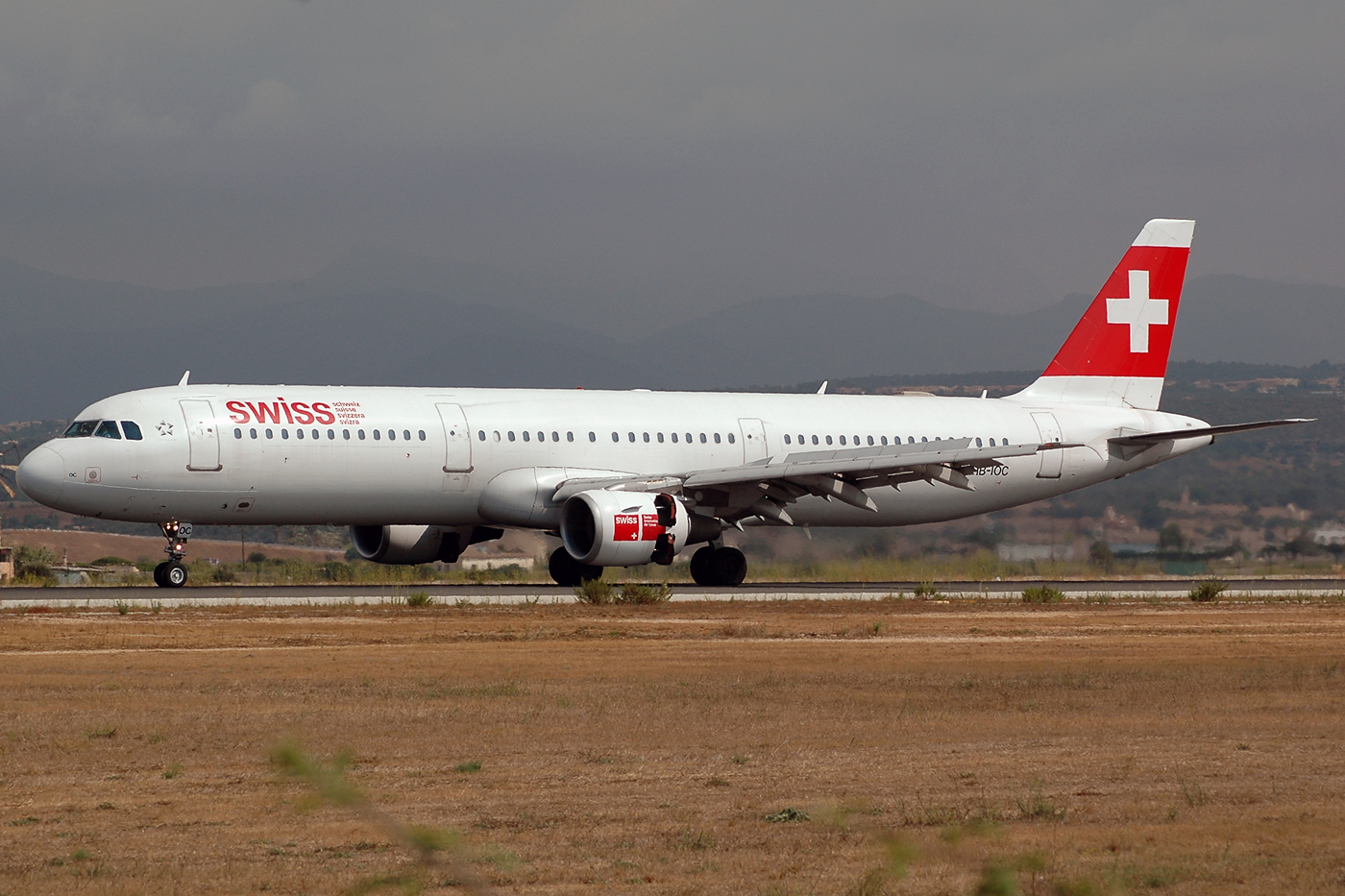 HB-IOC (520) 1995 Airbus A321-111