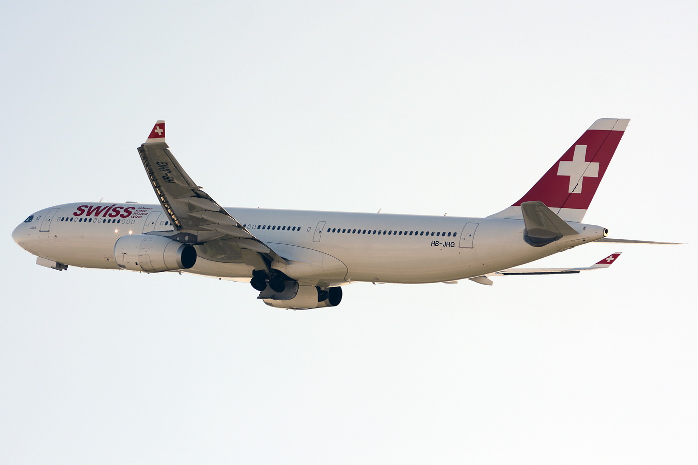 HB-JHG, (cn 1101), Airbus A330-343