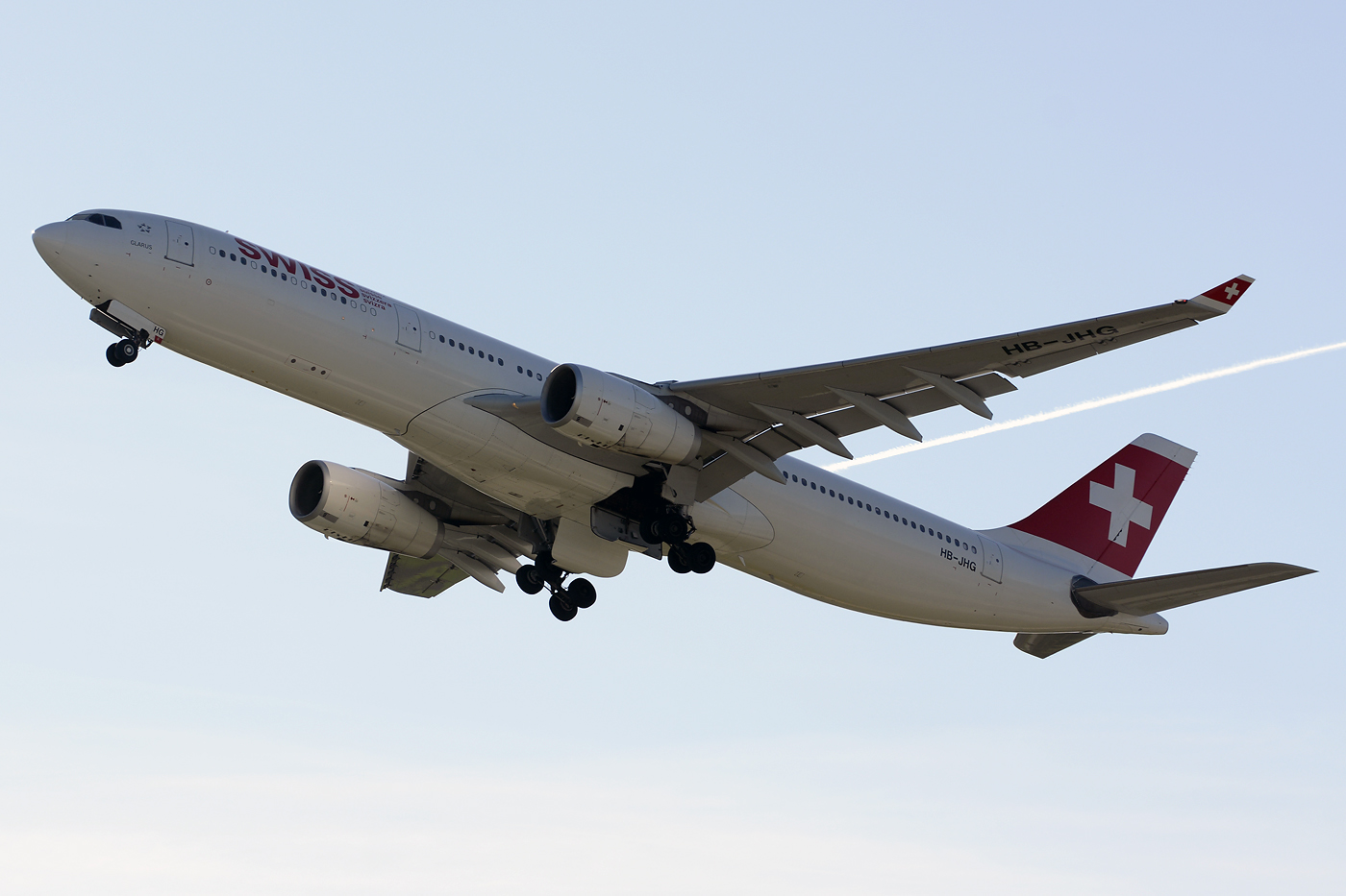 HB-JHG, (cn 1101), Airbus A330-343