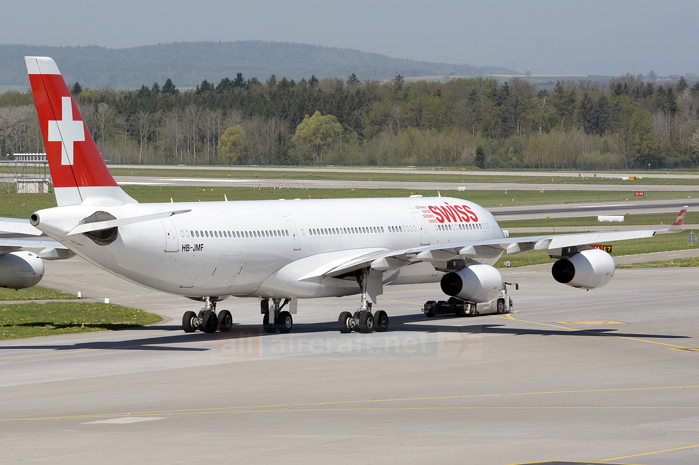 HB-JMF (561) 2003 Airbus A340-313