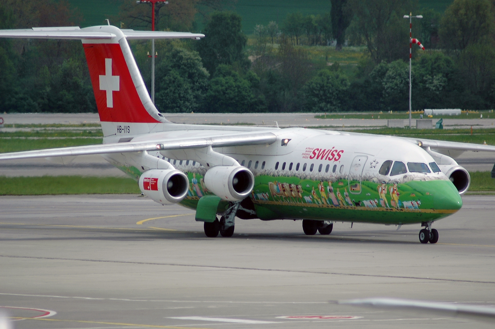 HB-IYS (E3381) 2001 British Aerospace Avro RJ100