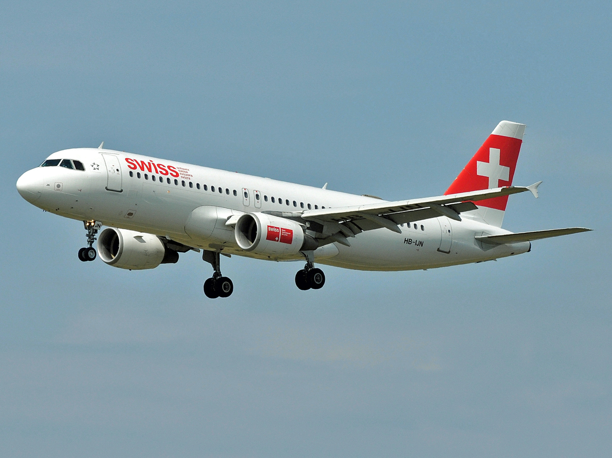 HB-IJN (643) 1996 Airbus A320-214