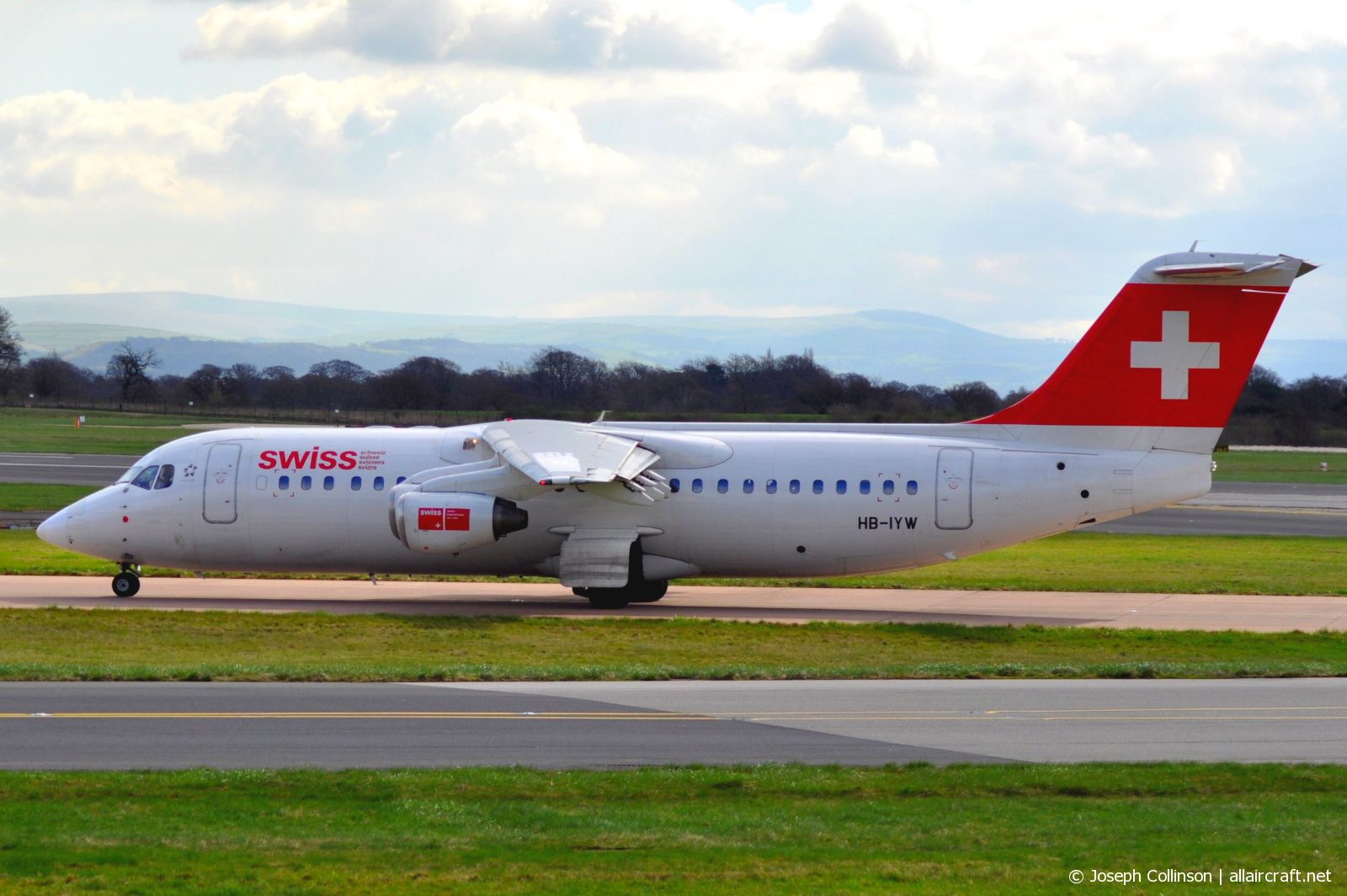 HB-IYW (E03359) British Aerospace Avro RJ100