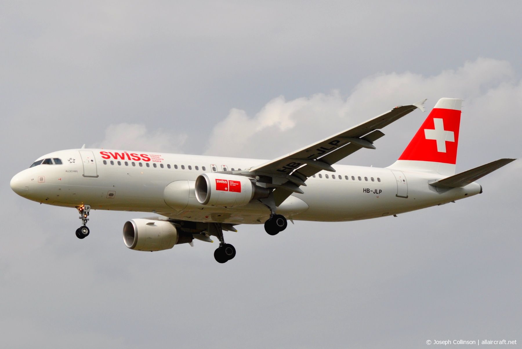 HB-JLP (4618) 2011 Airbus A320-214