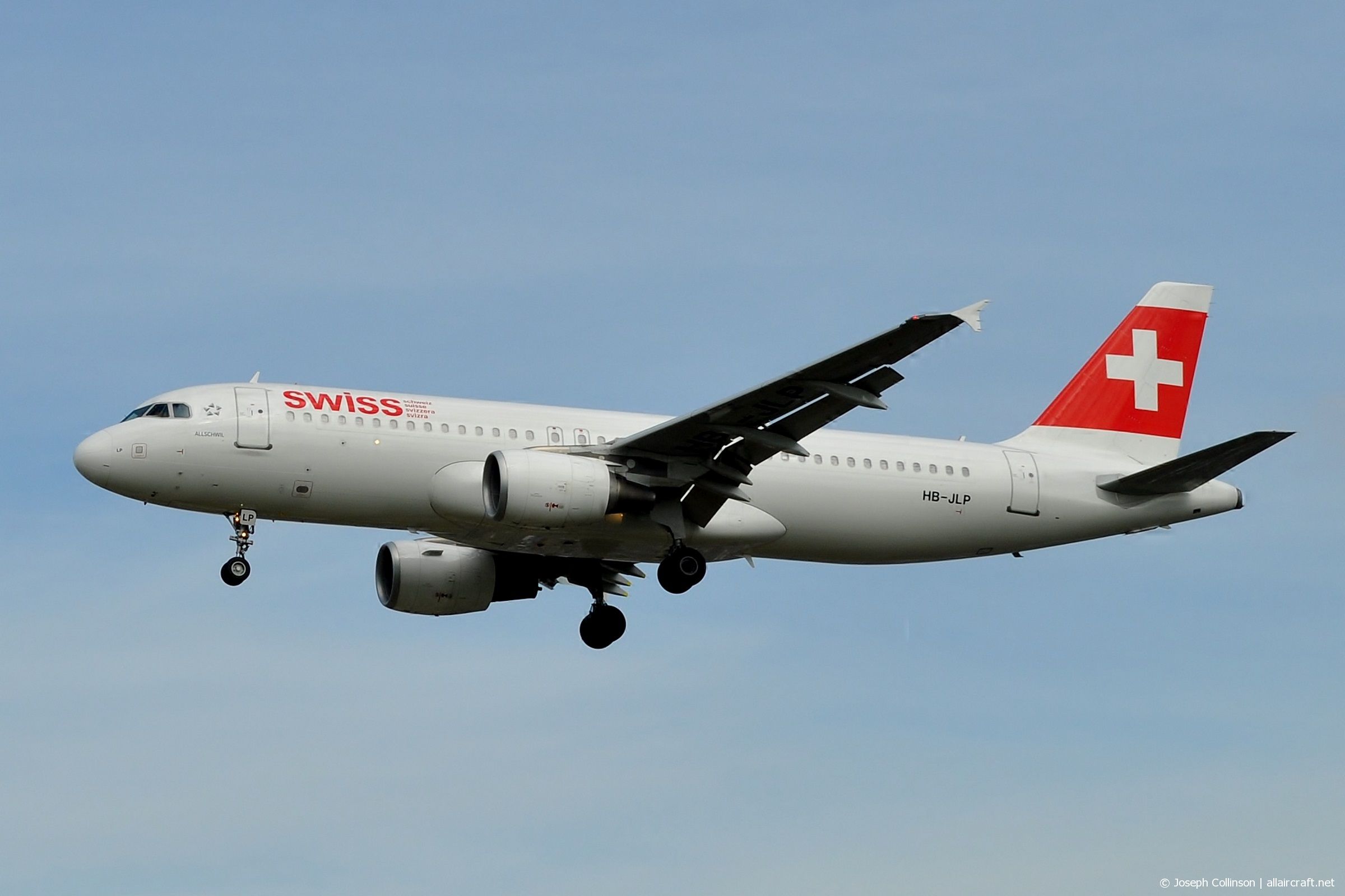 HB-JLP (4618) 2011 Airbus A320-214