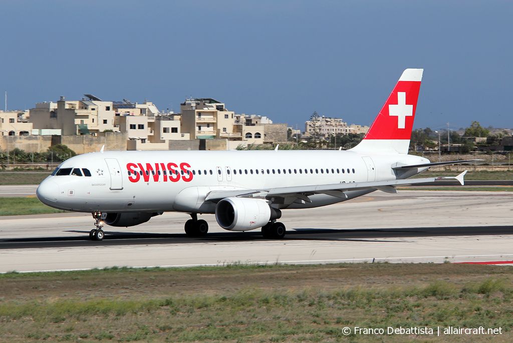 HB-JLR (5037) 2012 Airbus A320-214