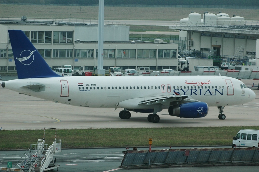YK-AKD (1076) 1999 Airbus A320-232