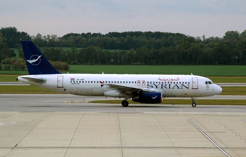YK-AKF (1117) 1999 Airbus A320-232