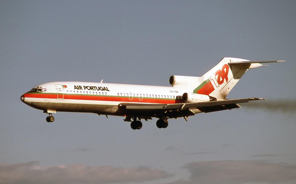 CS-TBK (19404) 1967 Boeing 727-82