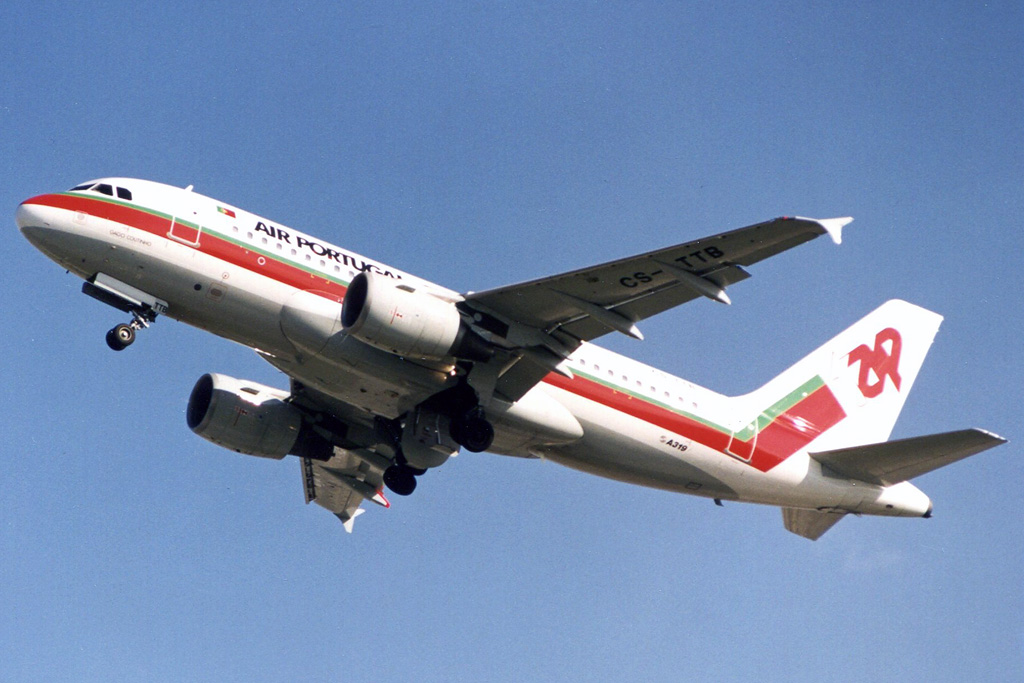 CS-TTG (906) 1998 Airbus A319-111