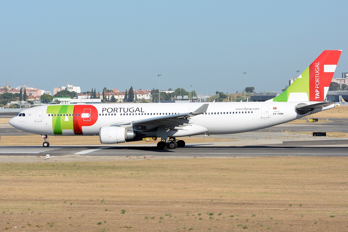 CS-TOM (899) 2008 Airbus A330-202