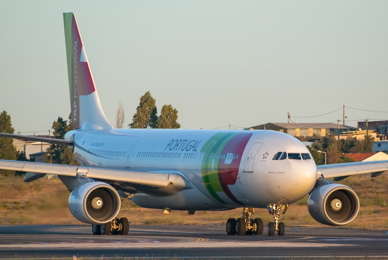 CS-TOF (308) 1999 Airbus A330-223