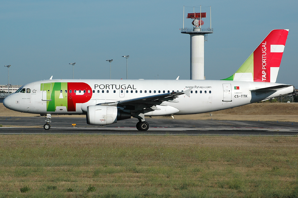 CS-TTK (1034) 1999 Airbus A319-111