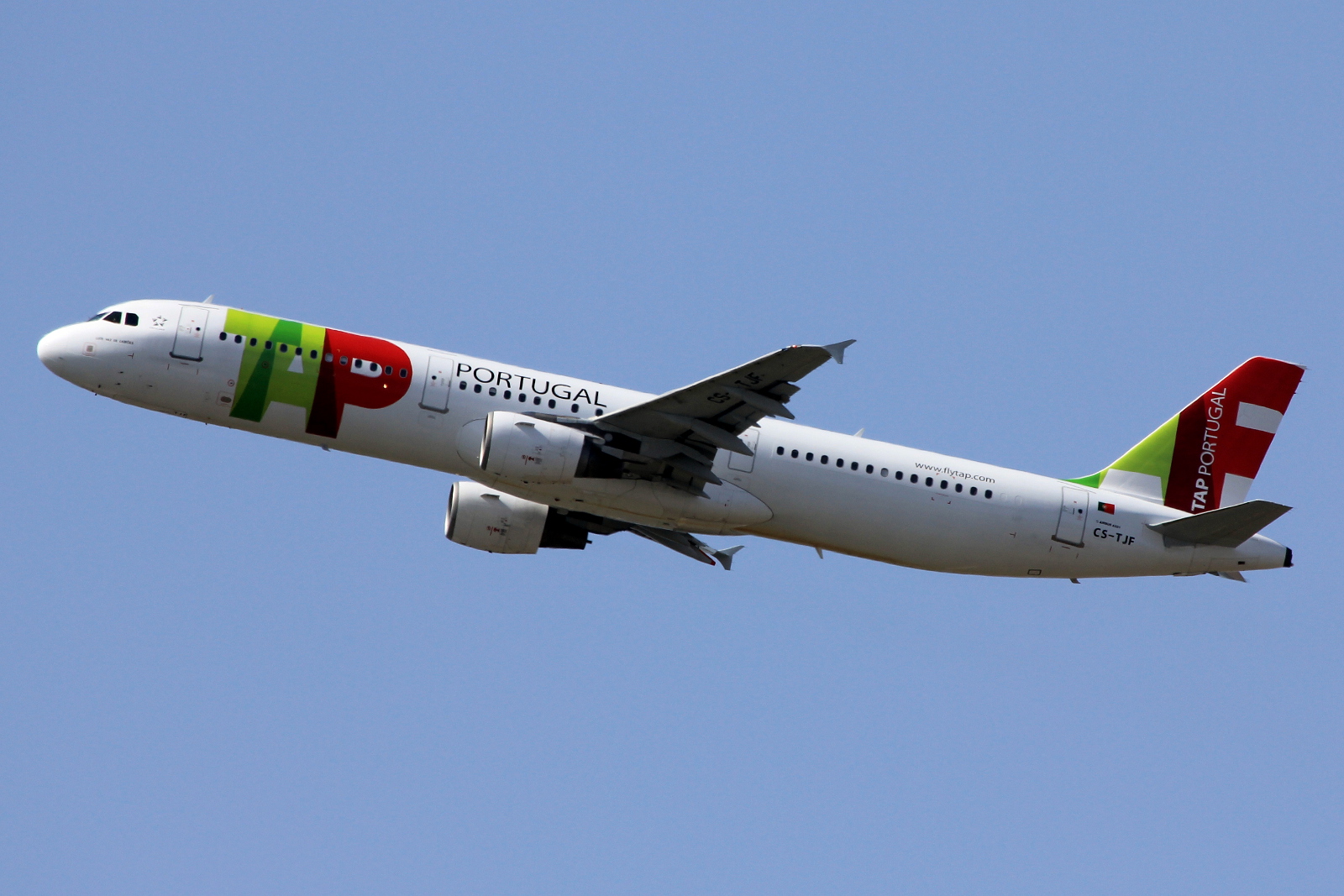 CS-TJF (1399) 2000 Airbus A321-211