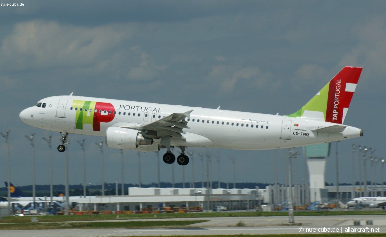 CS-TNQ (3769) 2009 Airbus A320-214
