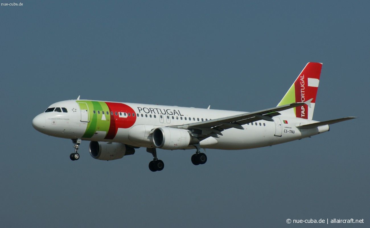CS-TNU (4106) 2009 Airbus A320-214
