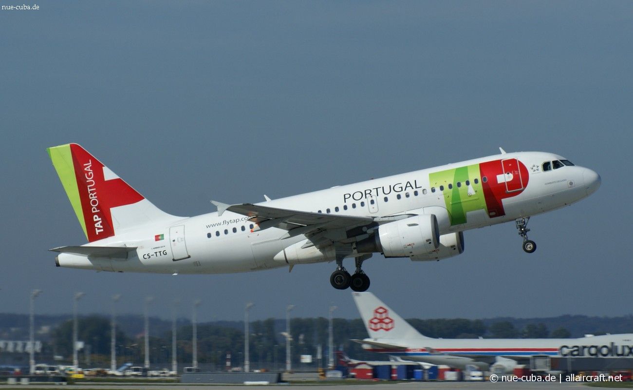 CS-TTG (906) 1998 Airbus A319-111