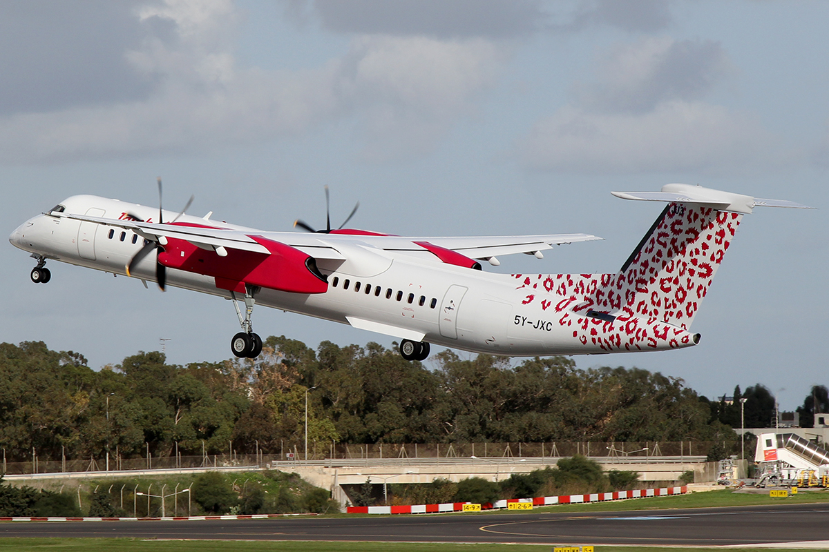 5Y-JXC (4573) 2017 Bombardier Dash 8-Q402
