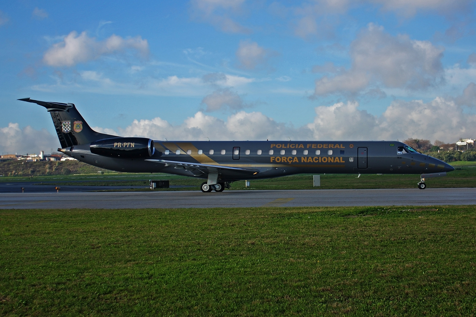 PR-PFN (145002) 1996 Embraer ERJ-145LR