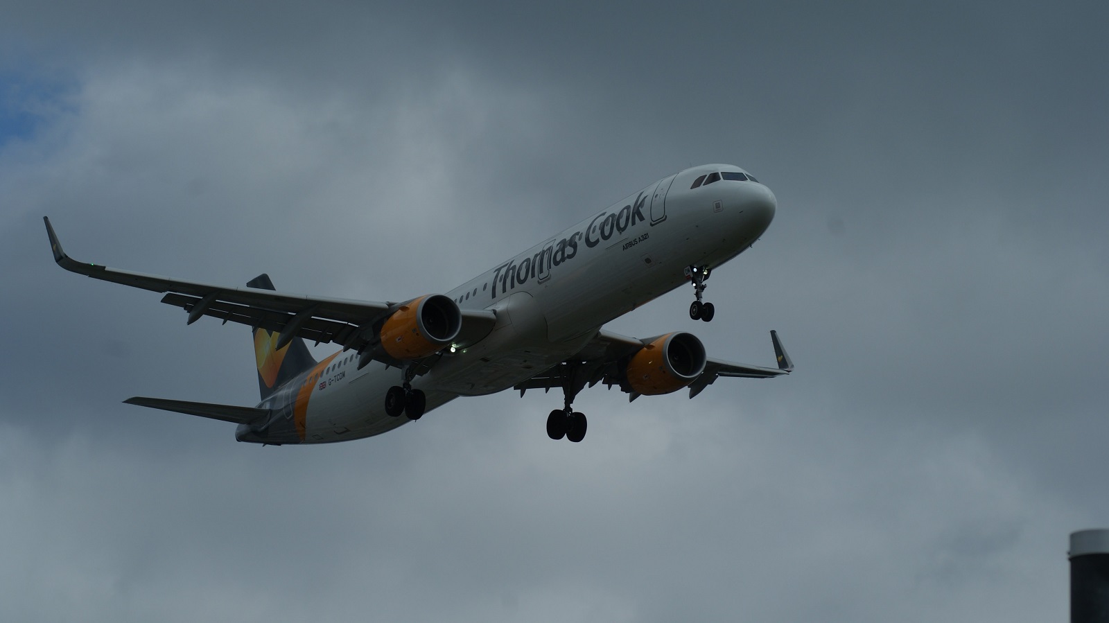 G-TCDM (7003) 2016 Airbus A321-211(WL)