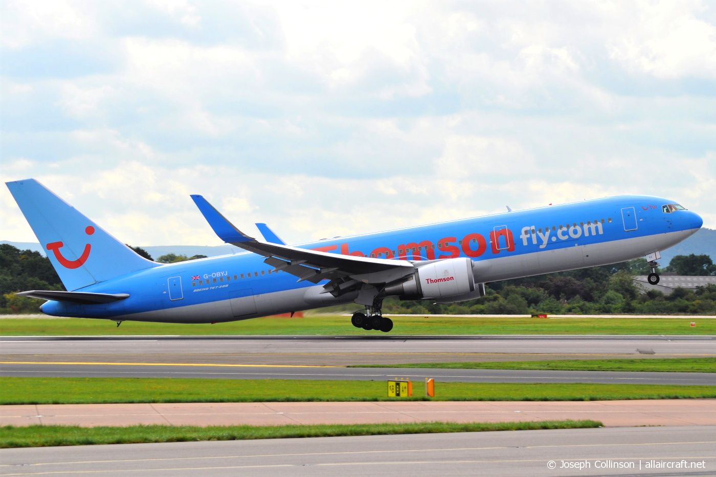 G-OBYJ (29384) 2000 Boeing 767-304(ER)(WL)