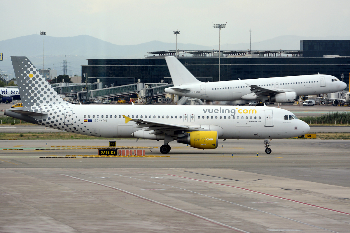 EC-KRH (3529) 2008 Airbus A320-214
