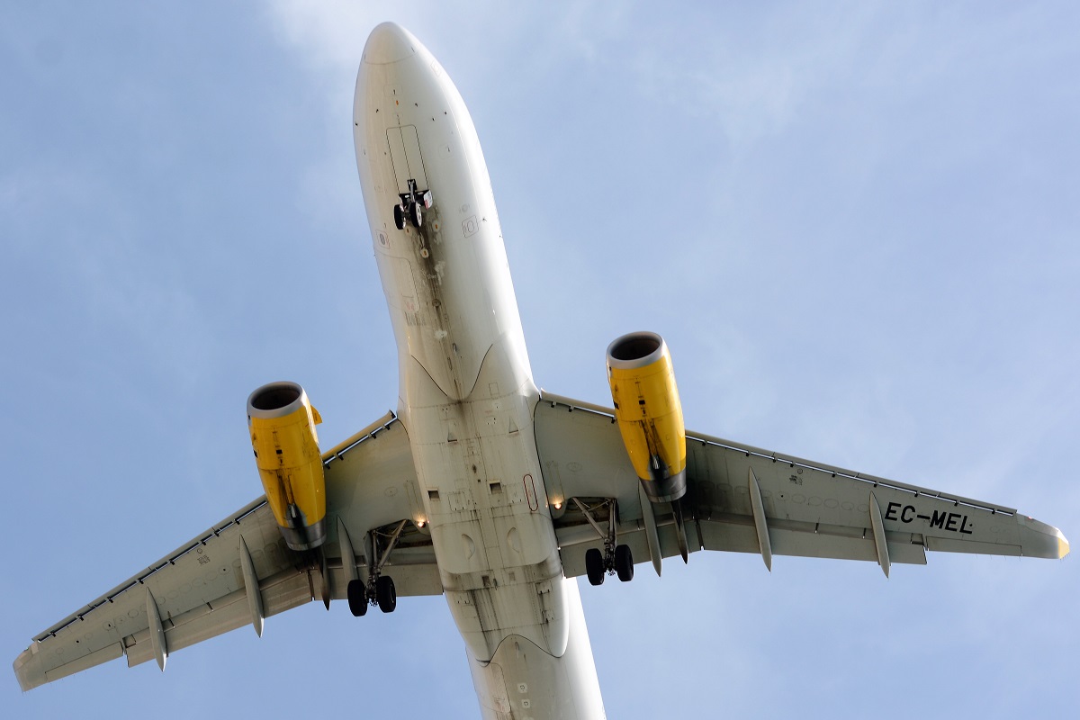EC-MEL, (cn 6450), Airbus A320-23