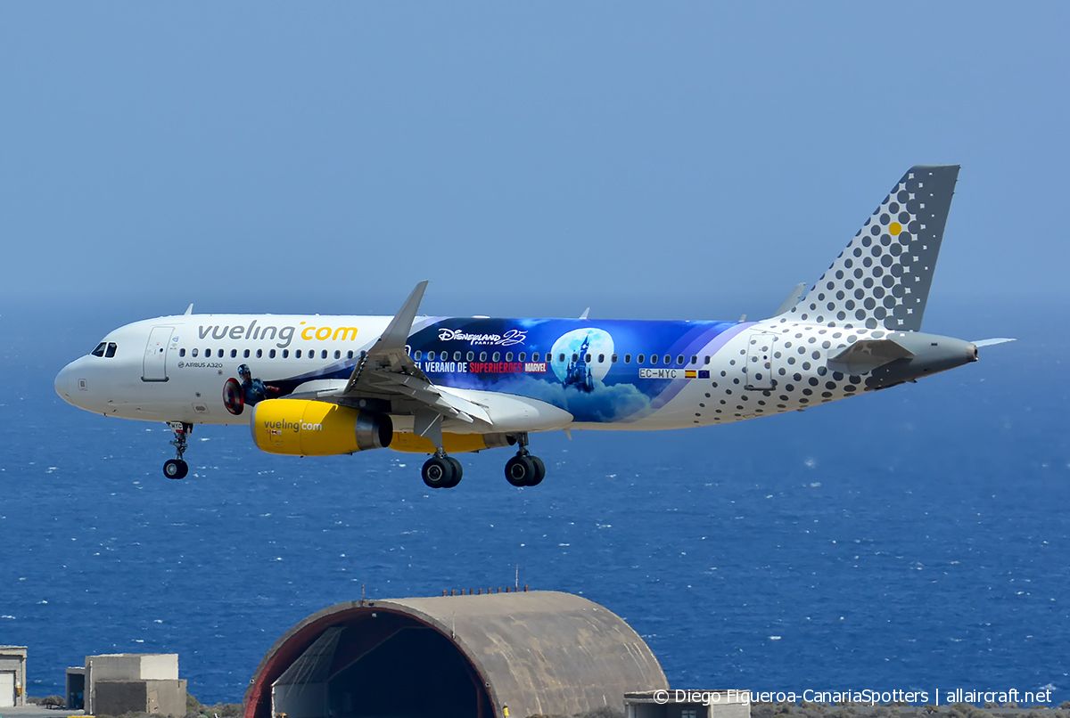 EC-MYC (8238) 2018 Airbus A320-232(WL)