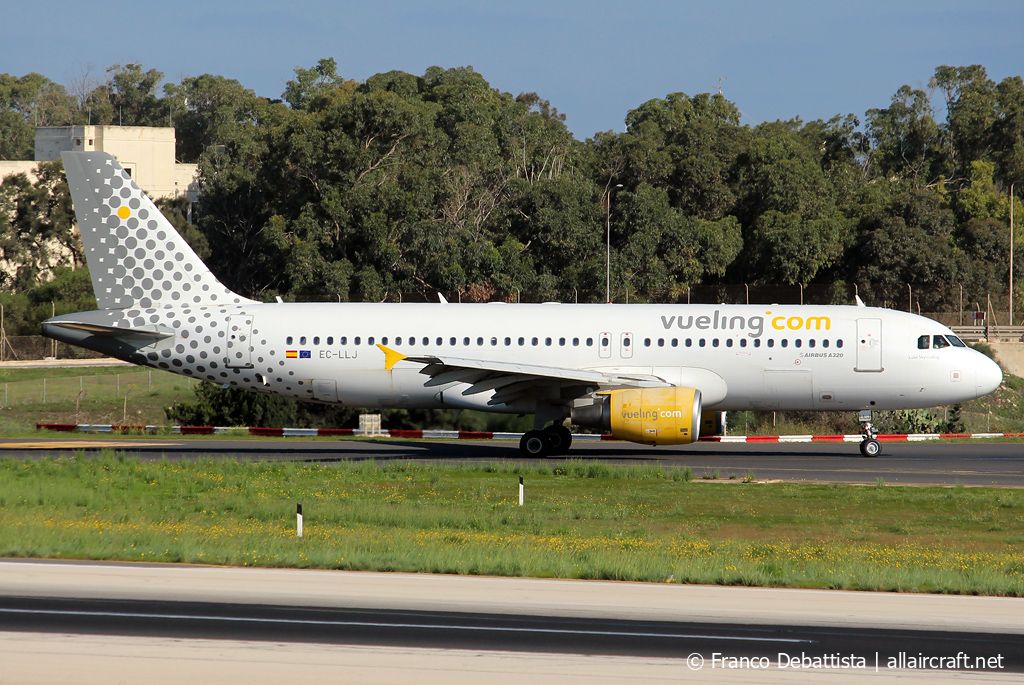 EC-LLJ (4661) 2011 Airbus A320-216