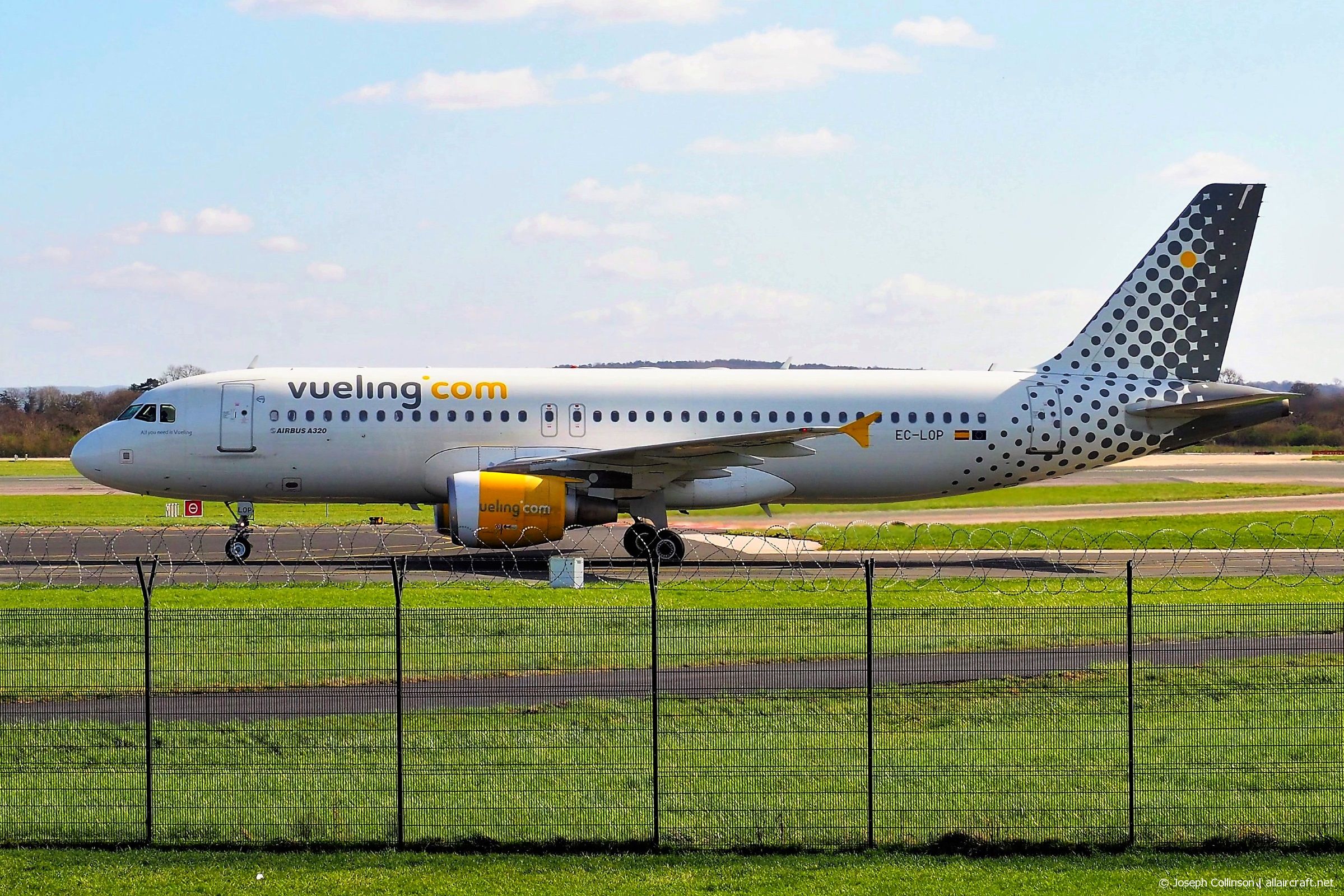 EC-LOP (4937) 2011 Airbus A320-214