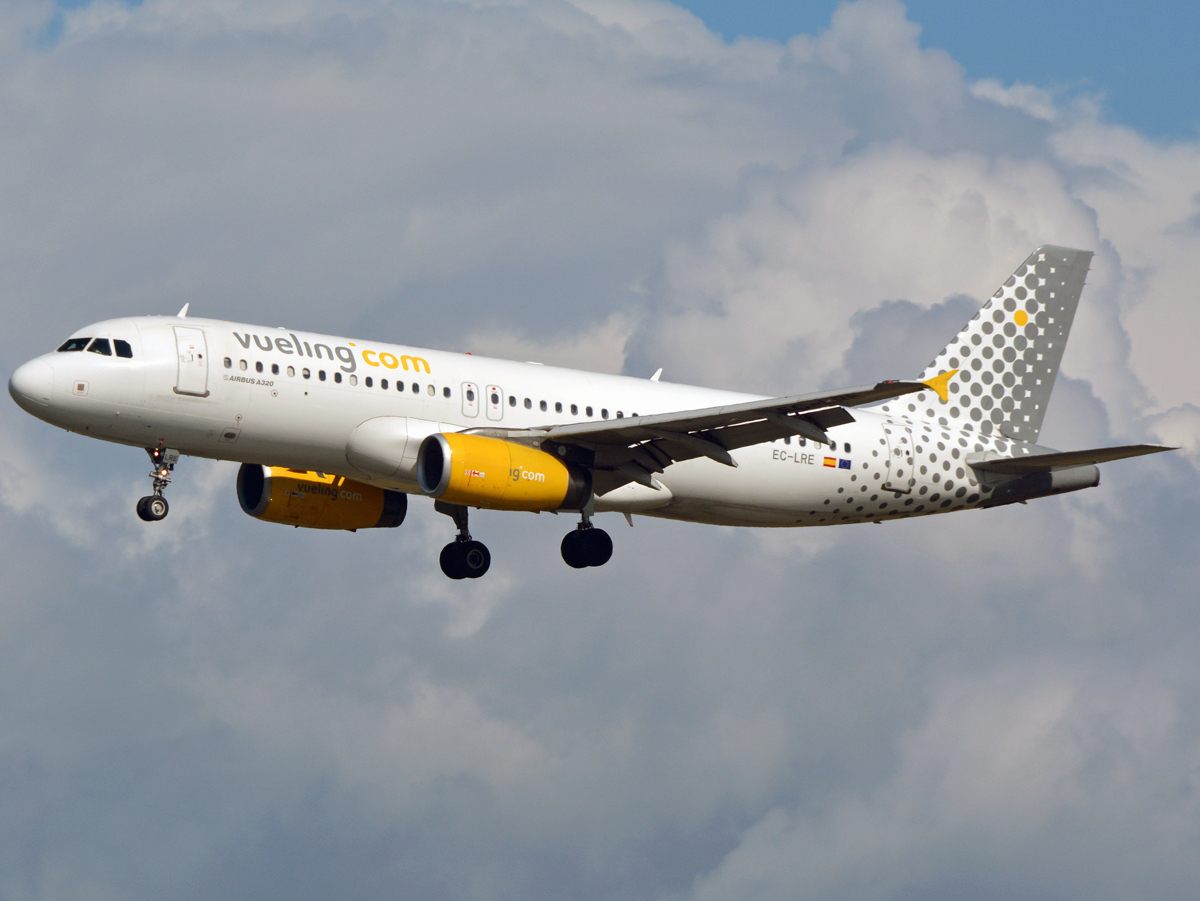 EC-LRE · Airbus A320-232 · (CPH / EKCH)