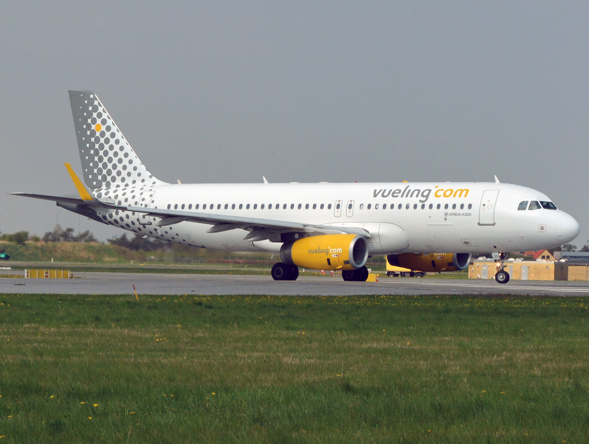 EC-LVS (5599) 2013 Airbus A320-232(WL)