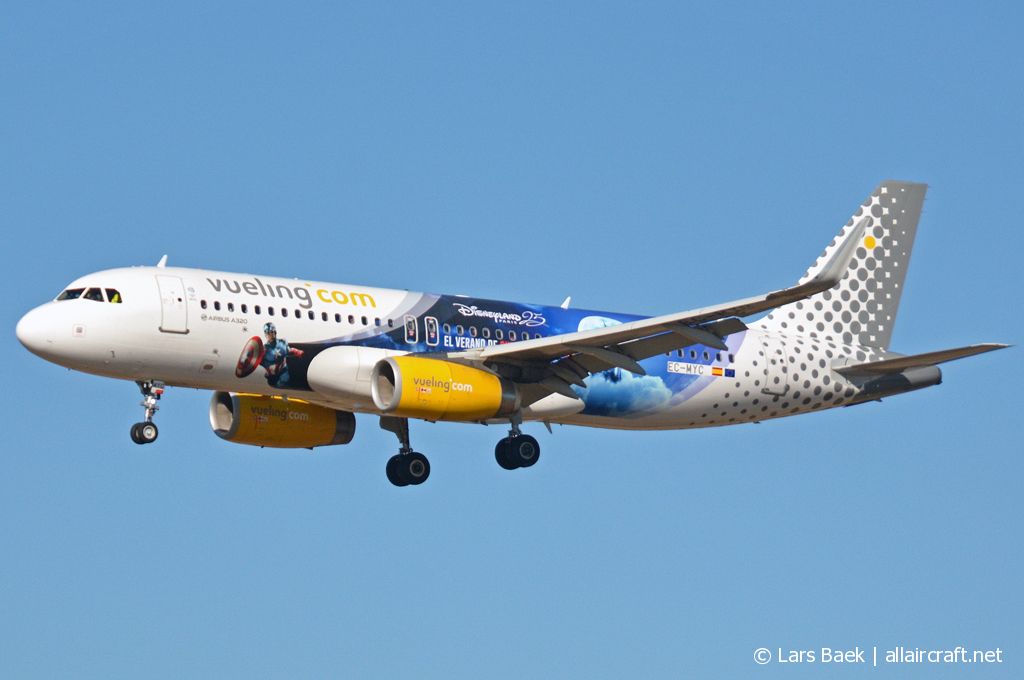 EC-MYC (8238) 2018 Airbus A320-232(WL)