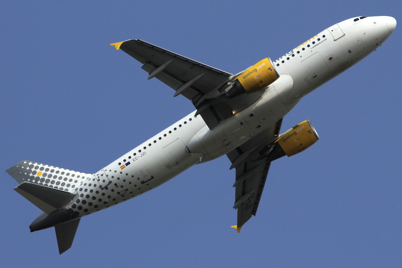 EC-JZI, (cn 2988), Airbus A320-214