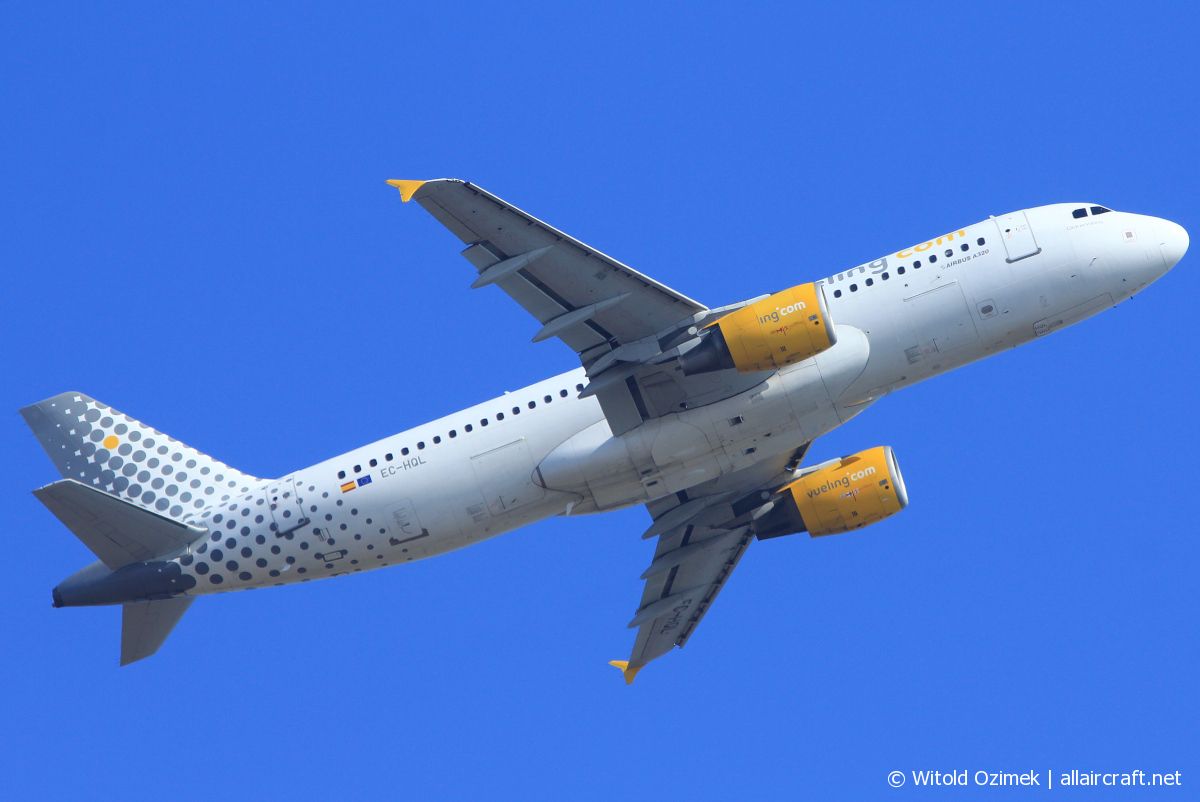 EC-HQL (1461) 2001 Airbus A320-214