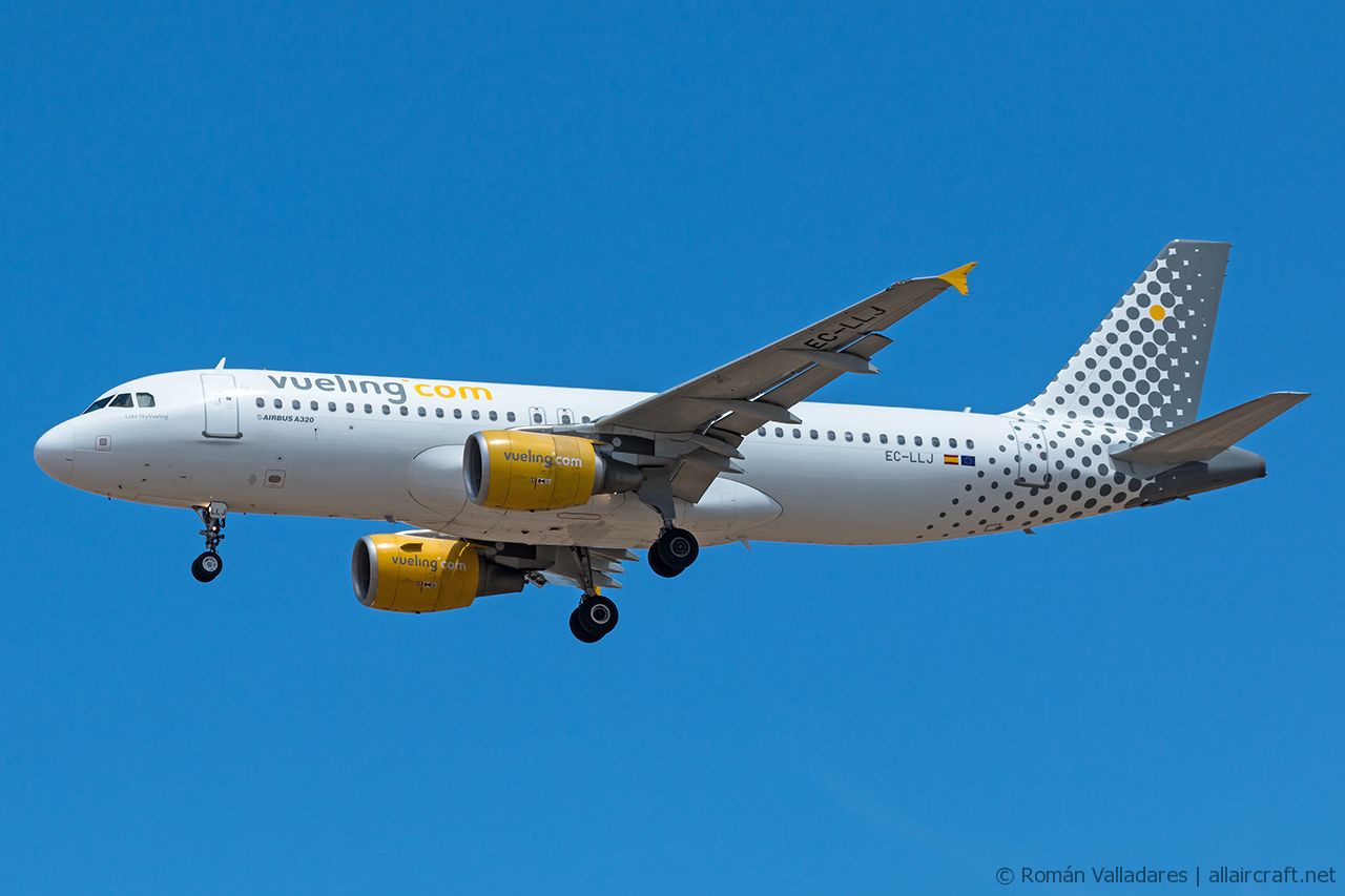 EC-LLJ (4661) 2011 Airbus A320-216