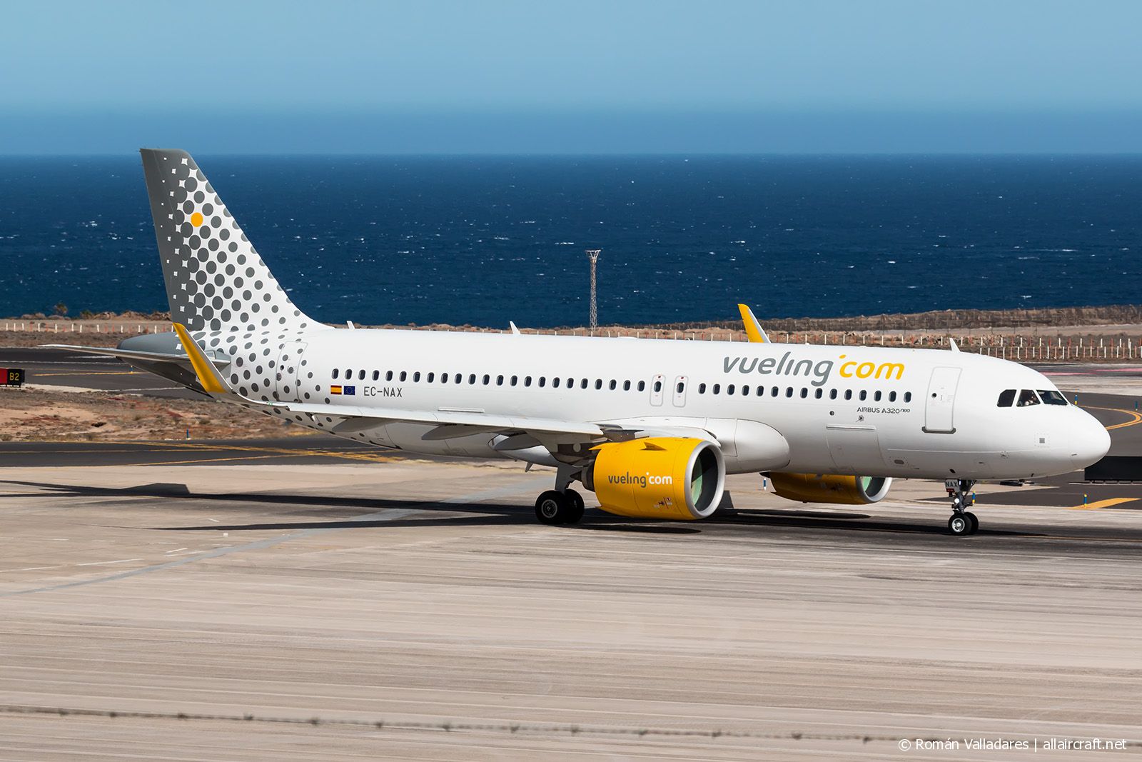 EC-NAX (8584) 2018 Airbus A320-271N