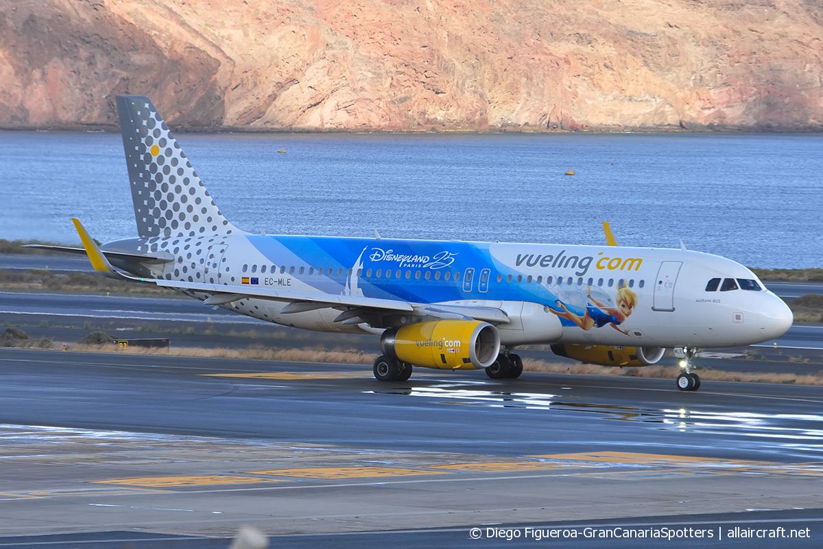 EC-MLE (7109) 2016 Airbus A320-232(WL)