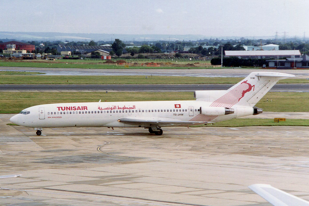 TS-JHW (21320) 1977 Boeing 727-2H3/Adv