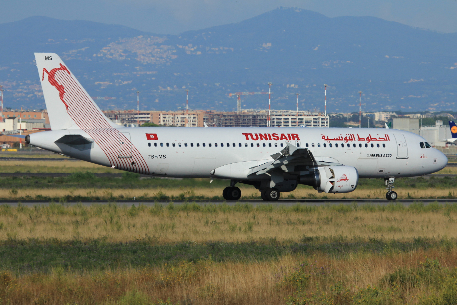 TS-IMS · Airbus A320-214 · (FCO / LIRF)