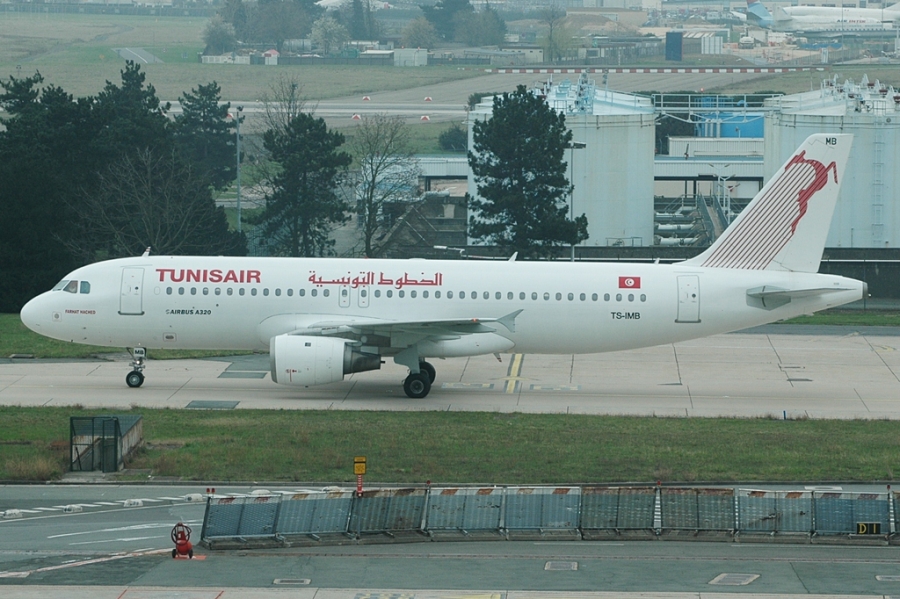 TS-IMB (119) 1990 Airbus A320-211